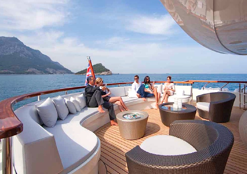 luxury yacht sales