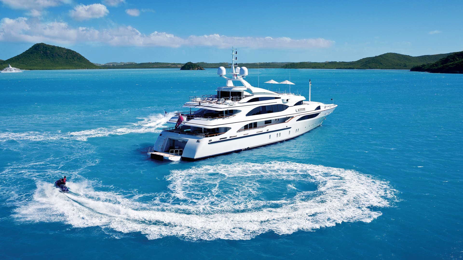 Experience A Luxury Yacht Charter In The Caribbean Islands And The Bahamas Experience A Luxury Yacht Charter In The Caribbean Islands And The Bahamas