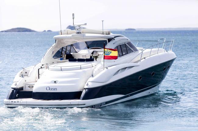 Sunseeker-predator-58-yacht-charter-ibiza-ocean