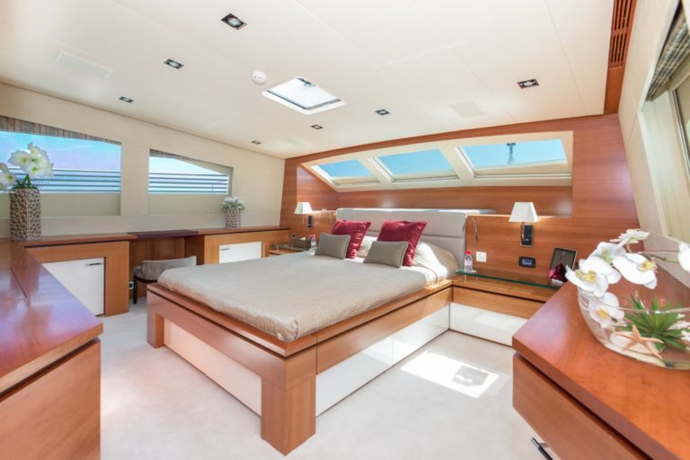 Couach-yacht-37m-arion-charter