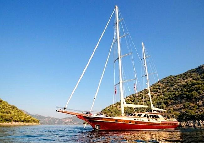 Daima-sailing-yacht-for-sale-anchored