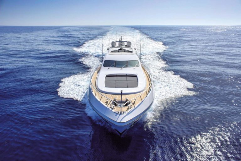 Four-Friends-mangusta-108-yacht-charter-mallorca-bow