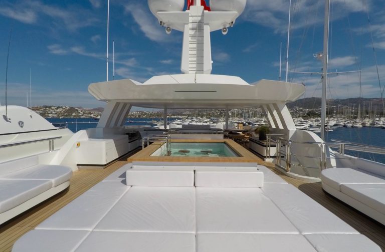 Liquid-Sky-yacht-for-charter-CMB-sundeck