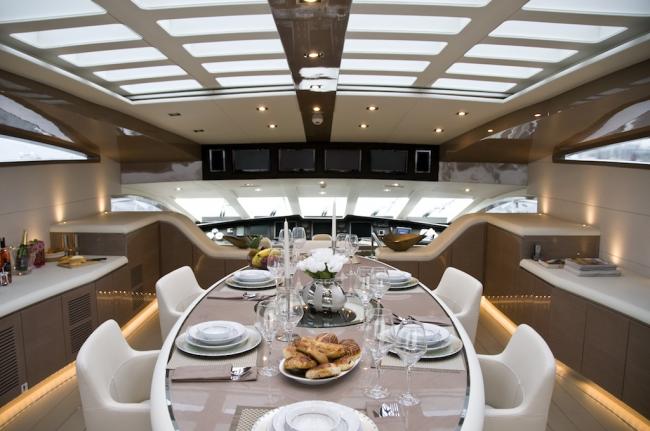 Yacht charter RL NOOR upper dining