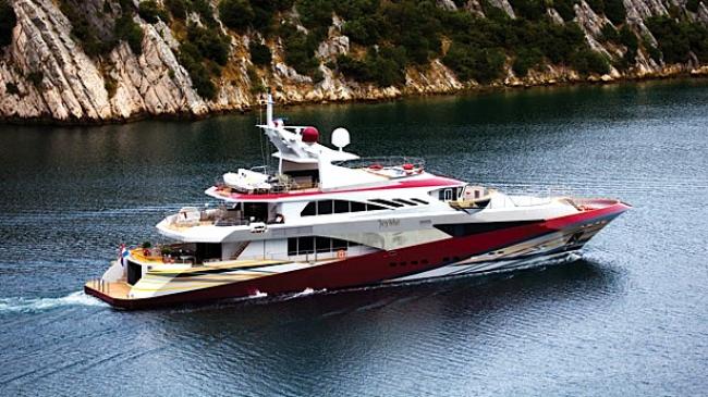 super-yacht-joy-me-yacht-for-sale-and-charter