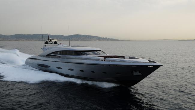 yacht-charter-toy-ab140