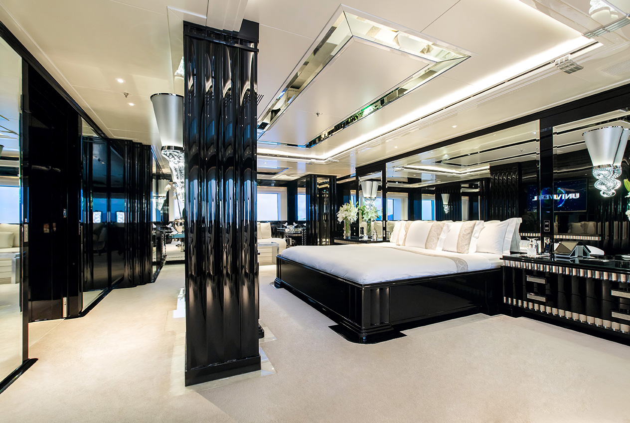 Silver-Angel-Benetti-Yacht-For-Charter-Master stateroom-on-main-deck-forward