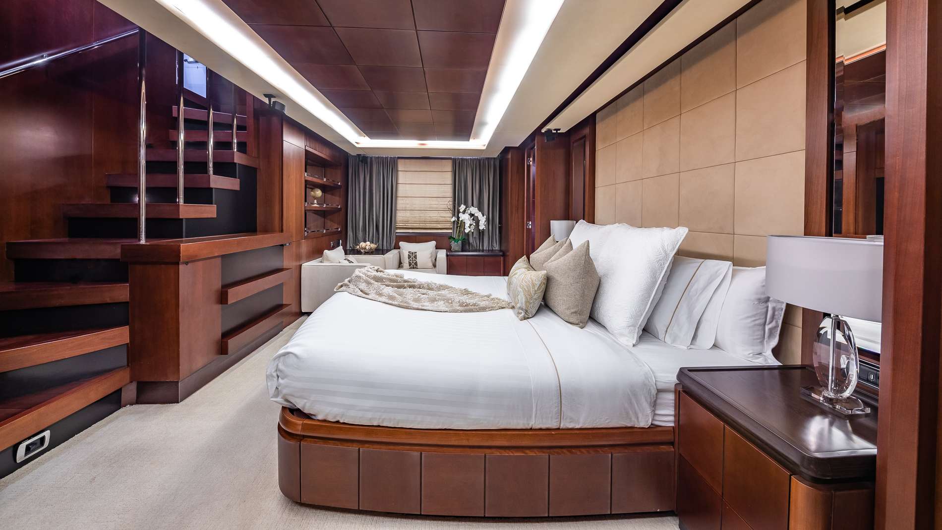 Tail-Lights-Azimut-Yacht-For-Charter-Master-Suite