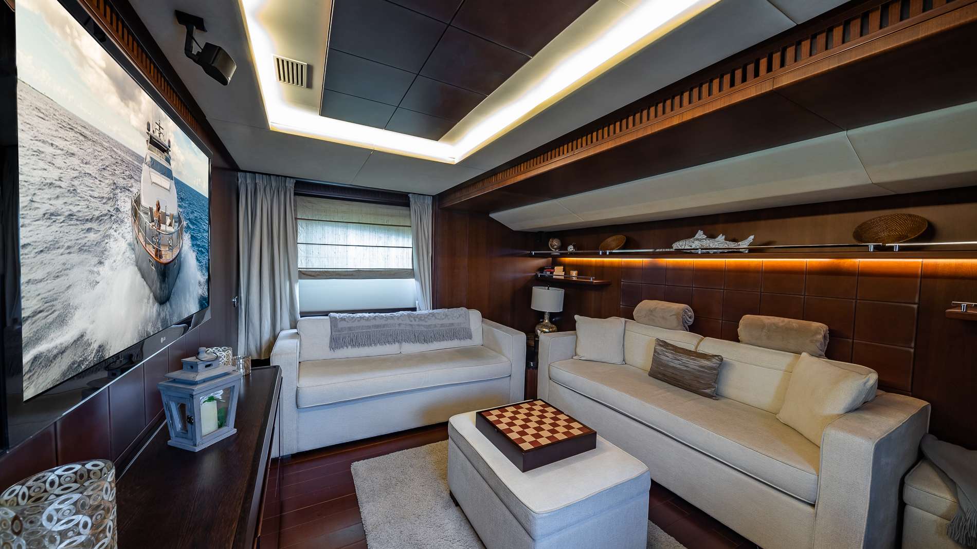 Tail-Lights-Azimut-Yacht-For-Charter-TV-Room