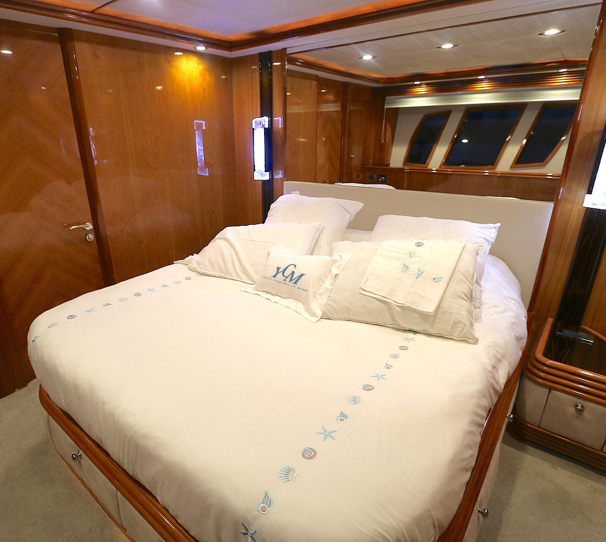 YCM-105-Sunseeker-Yacht-For-Charter-Miami-VIP-Cabin