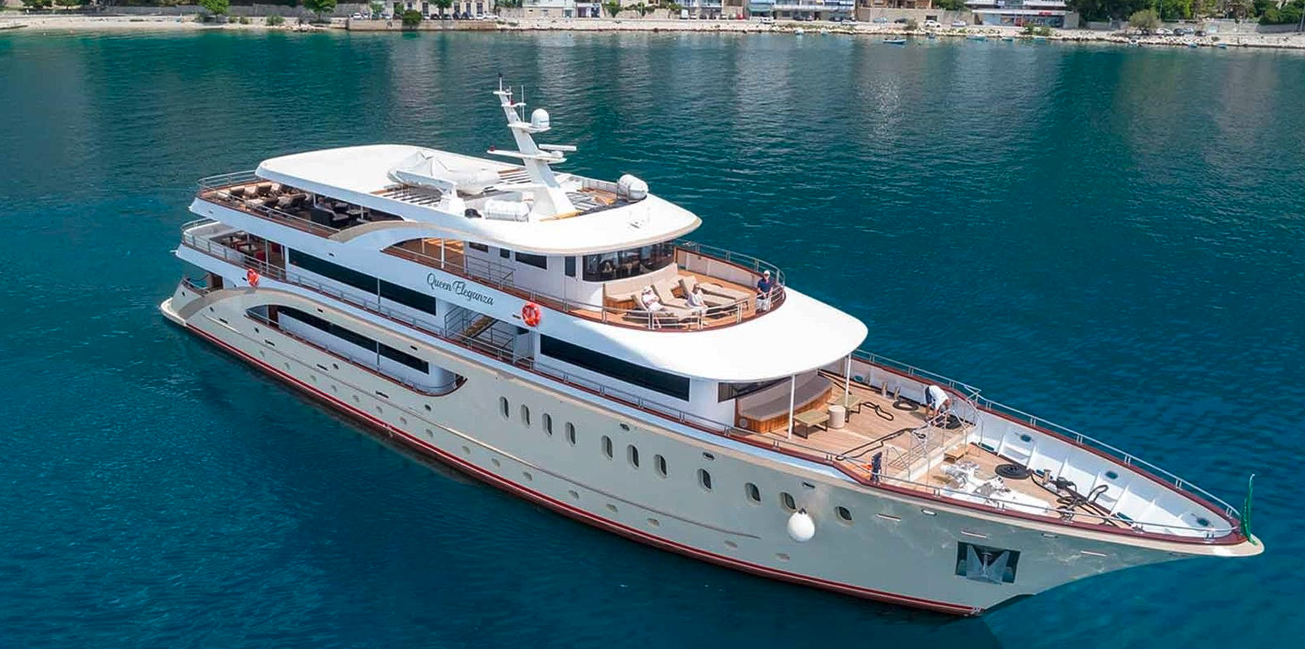 Queen-Eleganza-Radez-Shipyard-Yacht-For-Charter-Croatia-Profile