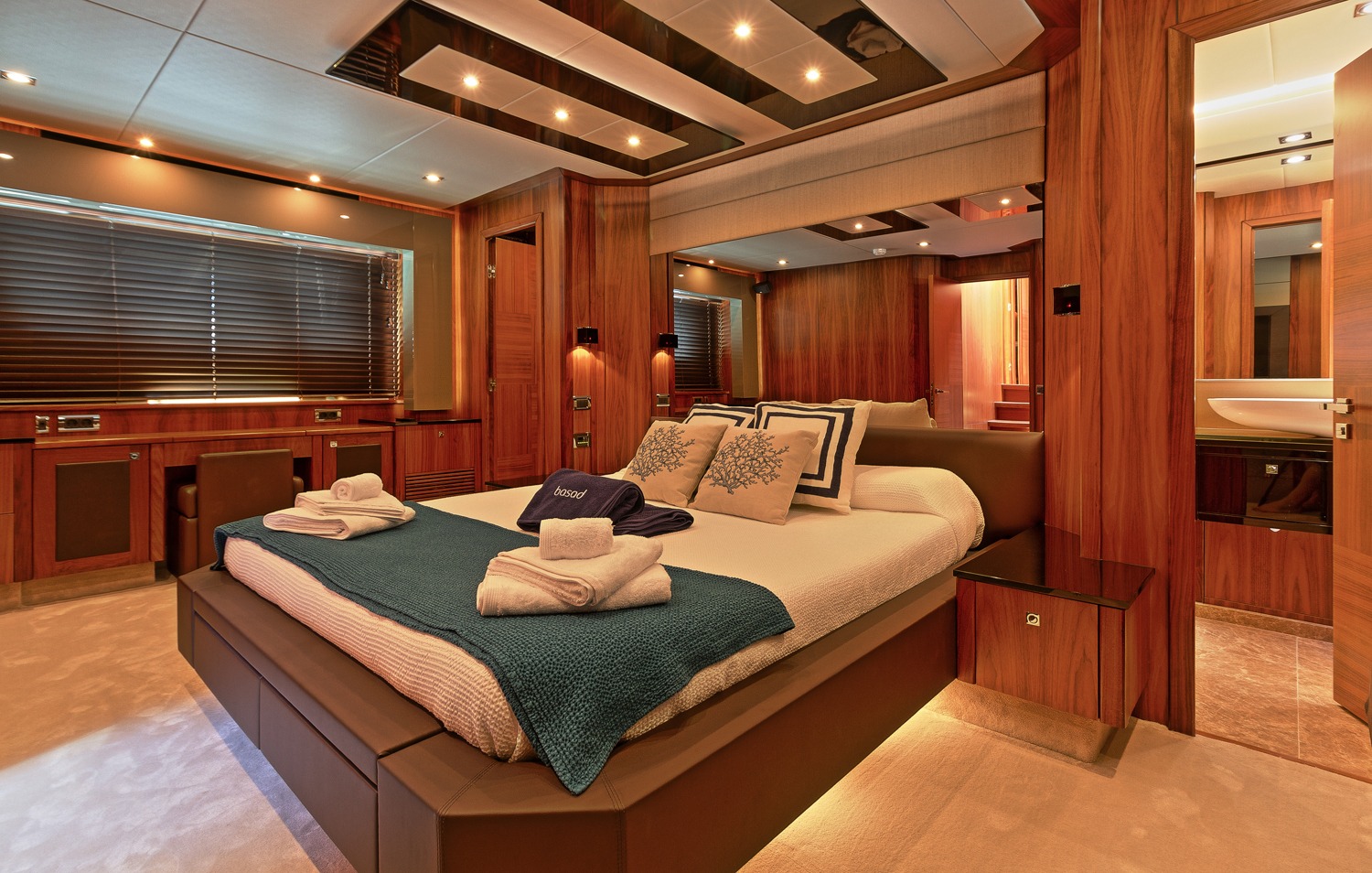 Basad-Sunseeker-Yacht-For-Charter-In-Ibiza-Main-Cabin