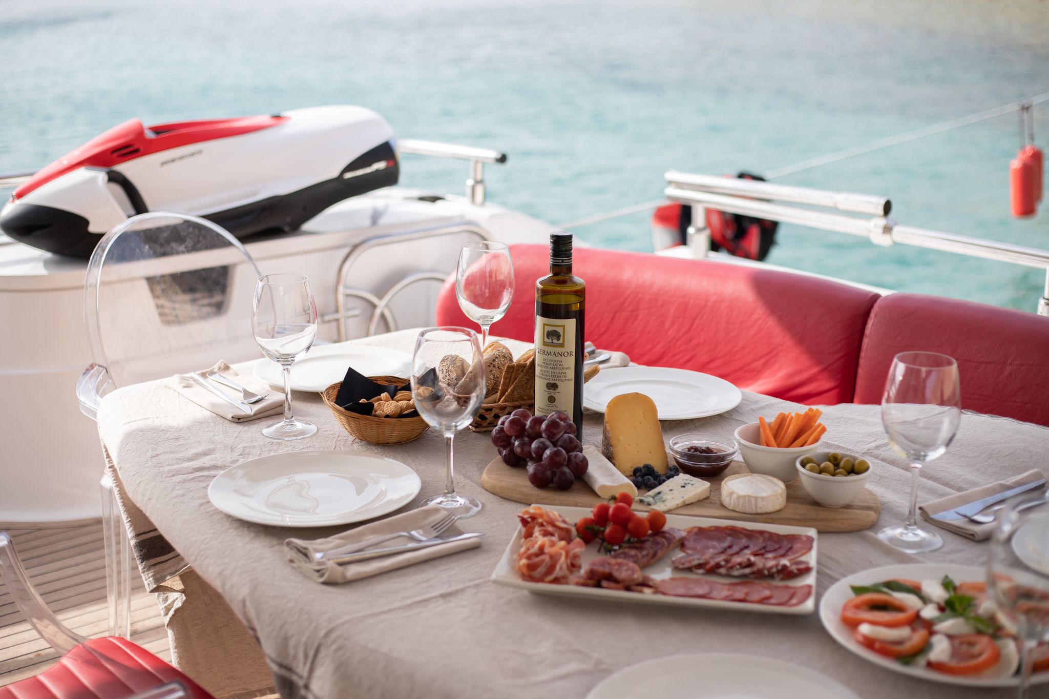 Geminis-Astondoa-82-Yacht-For-Charter-In-Ibiza-Al-Fresco-Dining-Area