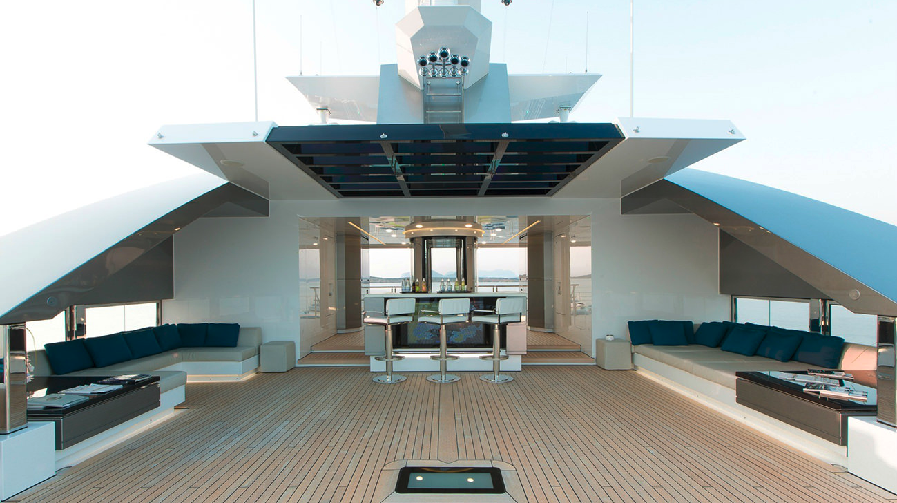 Stella-Maris-Viareggio-Super-Yachts-Yacht-For-Charter-Deck-Lounge