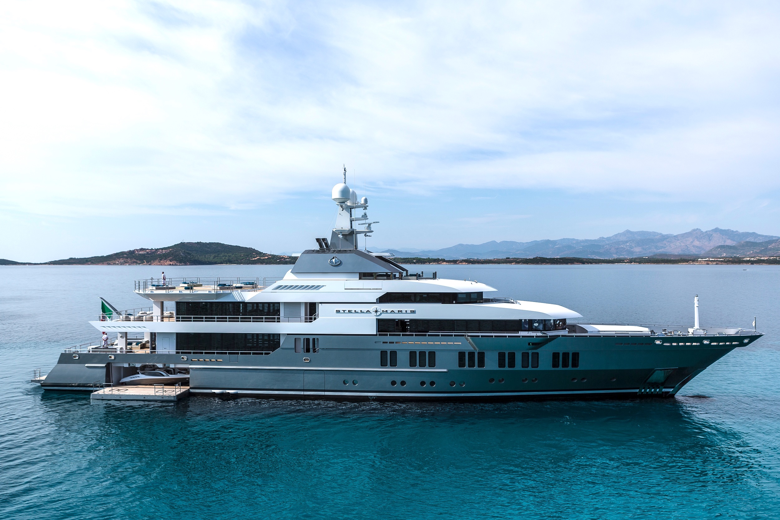 Stella-Maris-Viareggio-Super-Yachts-Yacht-For-Charter