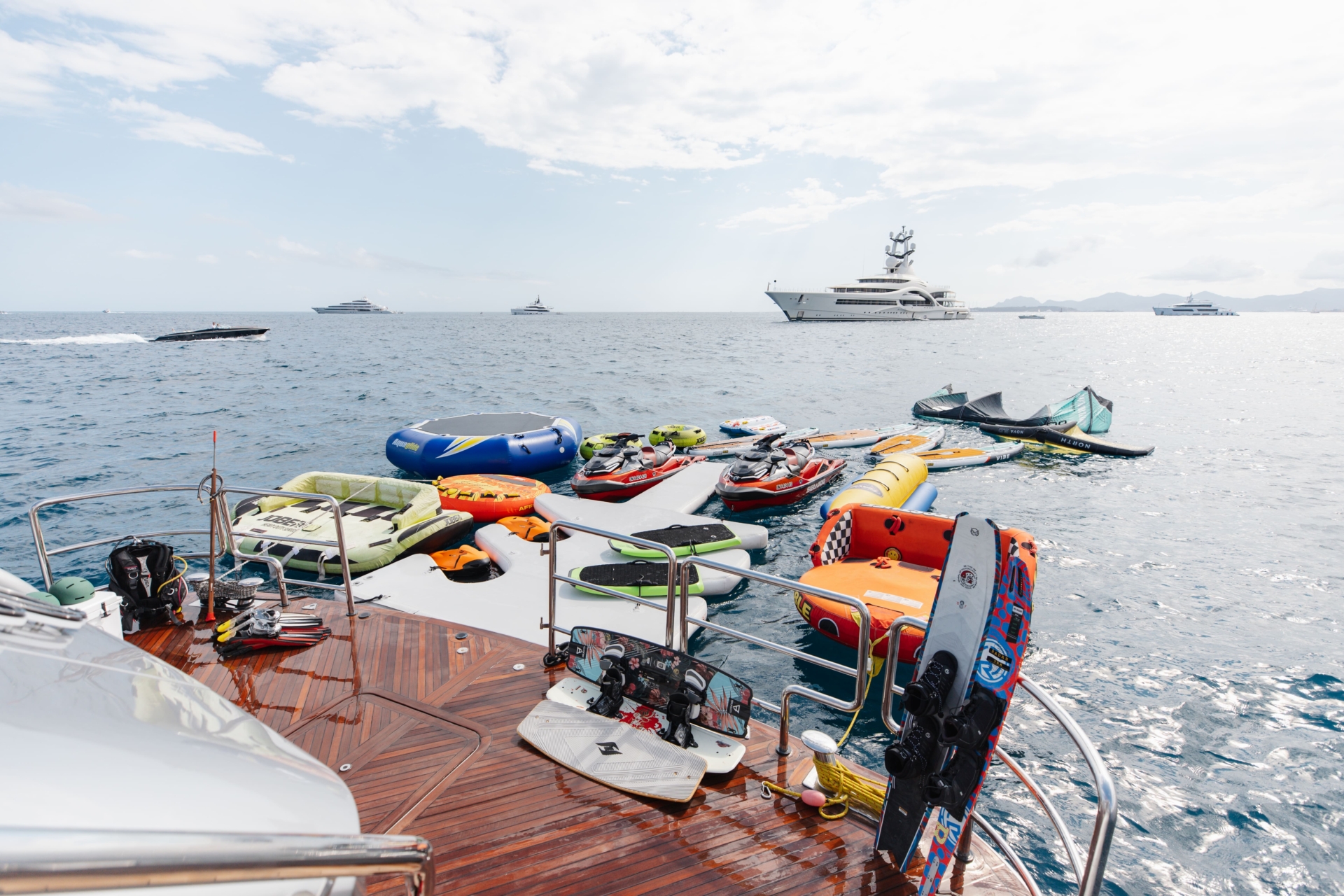 Champagne-Seas-Trinity-Yachts-Yacht-Charter