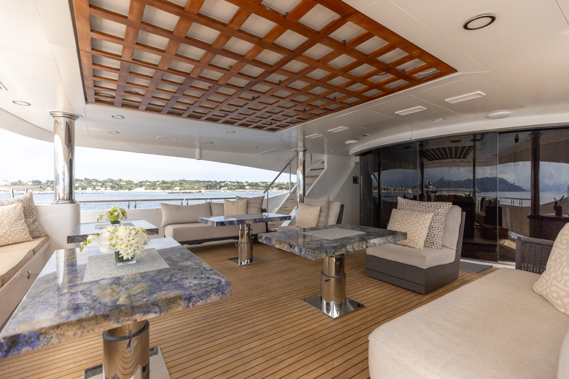 Champagne-Seas-Trinity-Yachts-Yacht-Charter