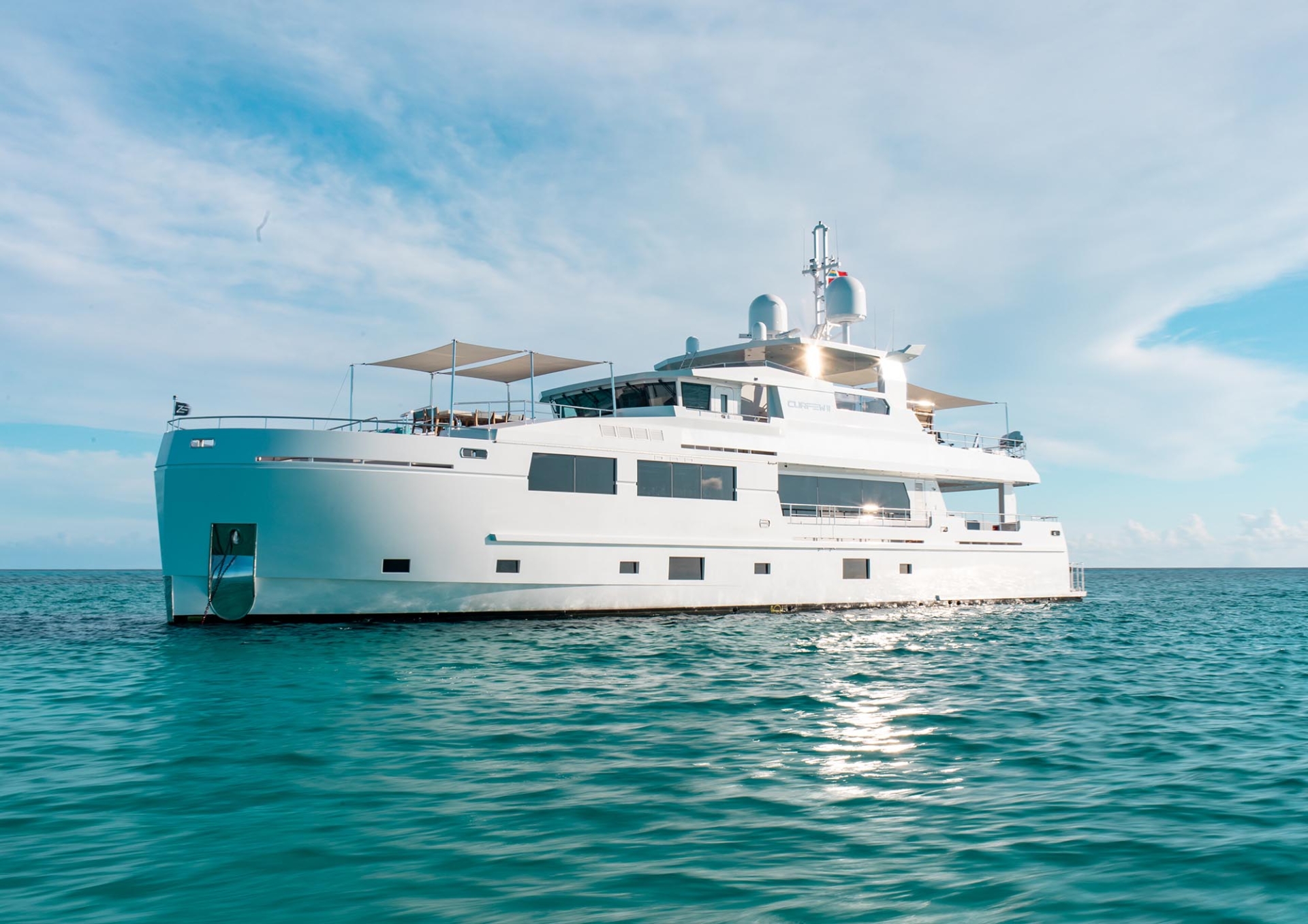 Curfew-II-32m-Mengi-Yay-Yachts-Yacht-Charter