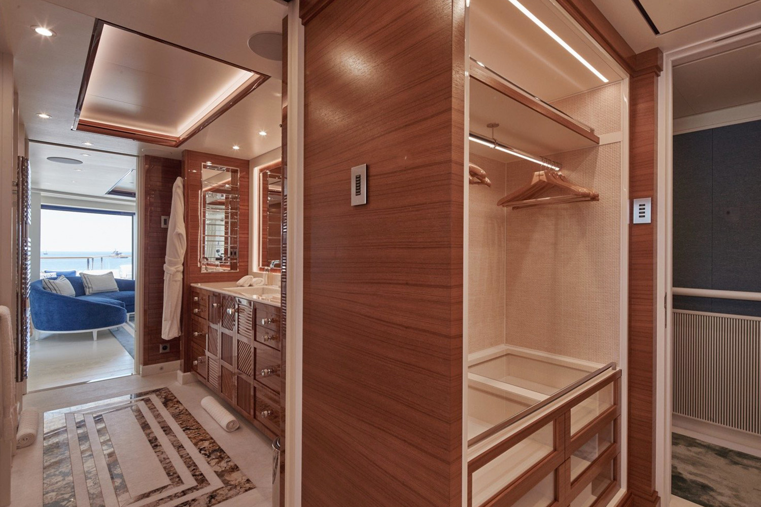 Mimtee-CRN-Ancona-Yacht-Charter