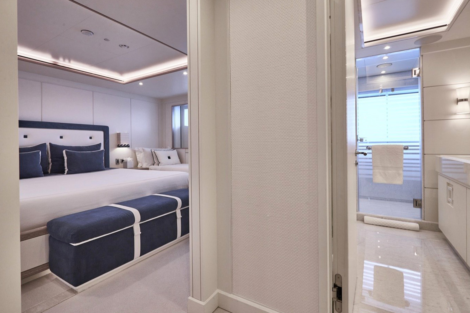 Mimtee-CRN-Ancona-Yacht-Charter