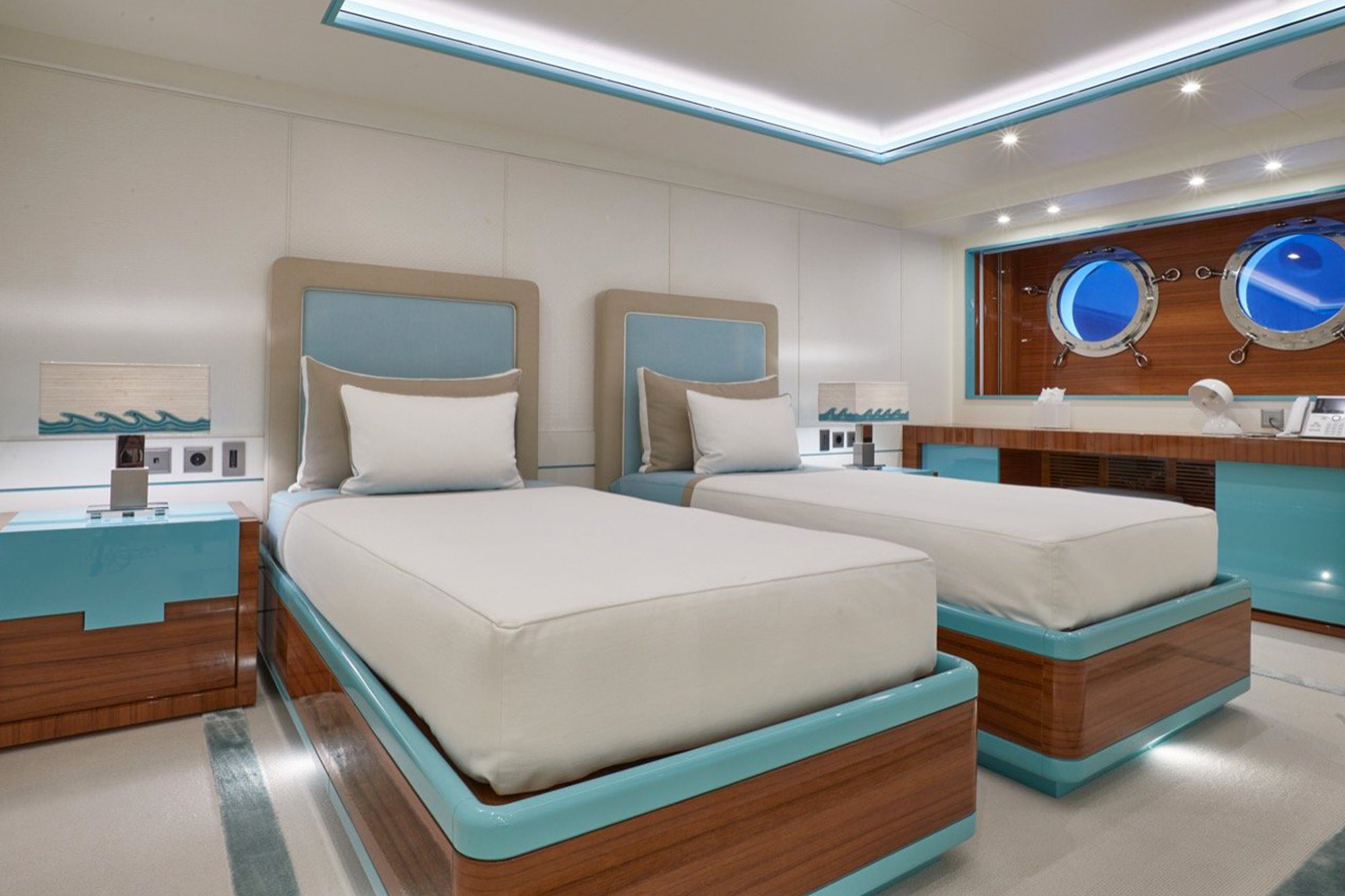 Mimtee-CRN-Ancona-Yacht-Charter