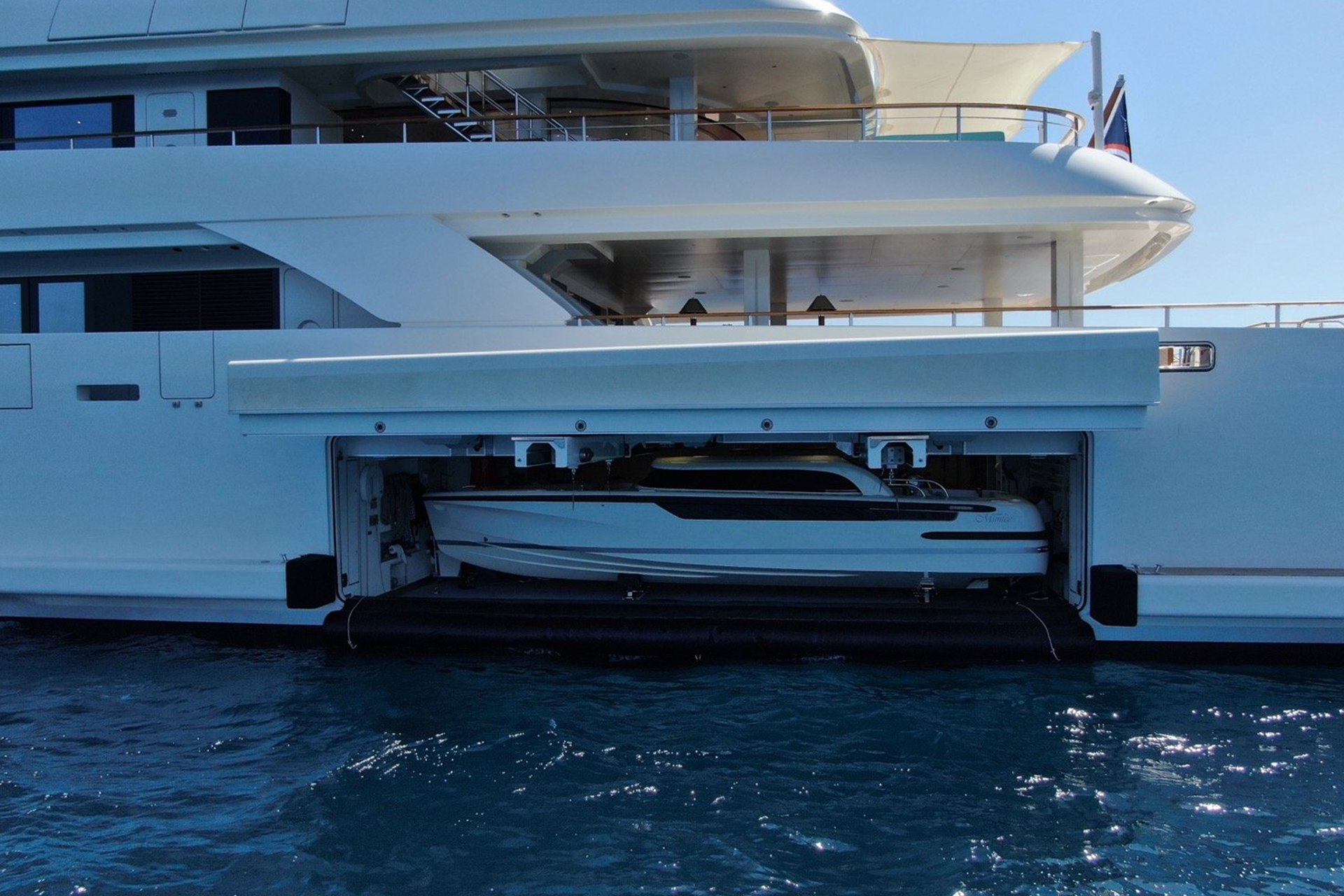 Mimtee-CRN-Ancona-Yacht-Charter