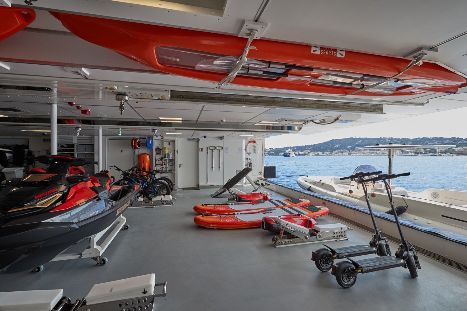 Mimtee-CRN-Ancona-Yacht-Charter