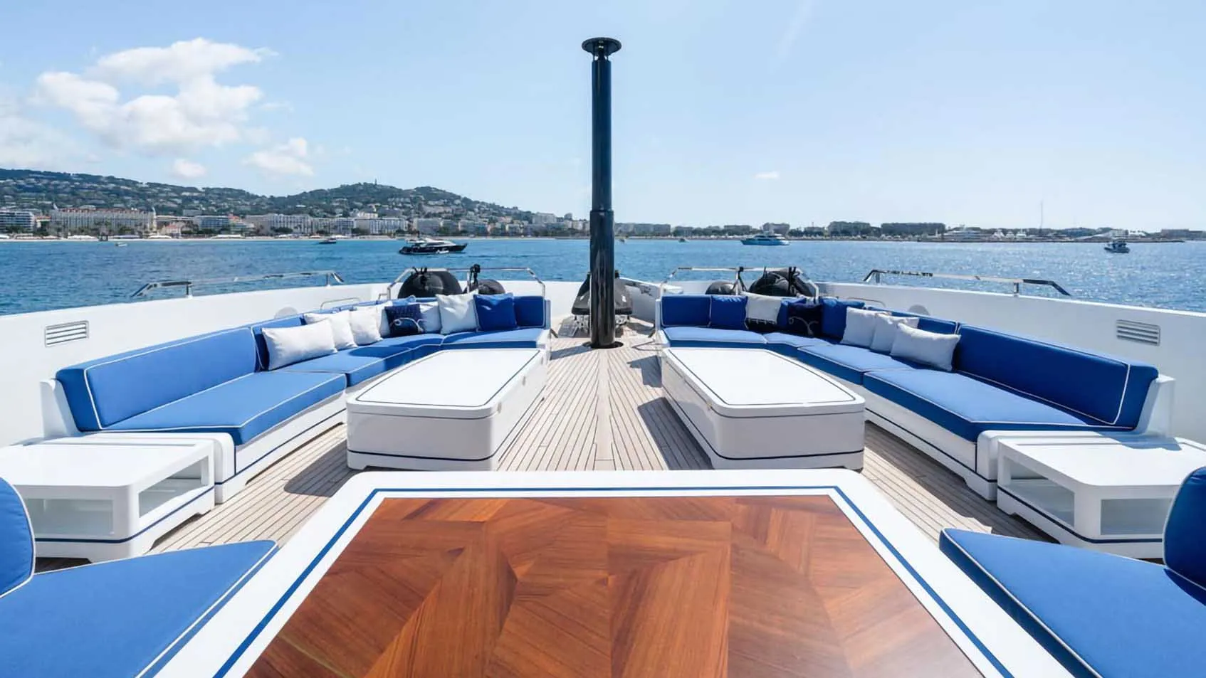 Alulim-52m-Sanlorenzo-Yacht-Charter