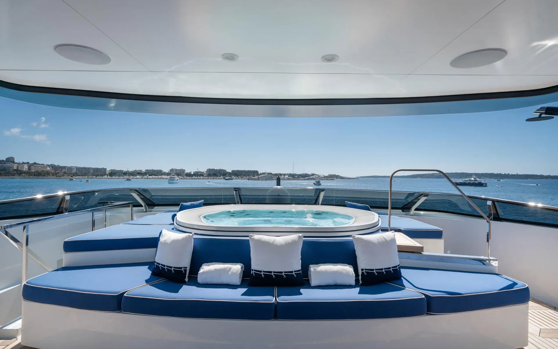 Alulim-52m-Sanlorenzo-Yacht-Charter