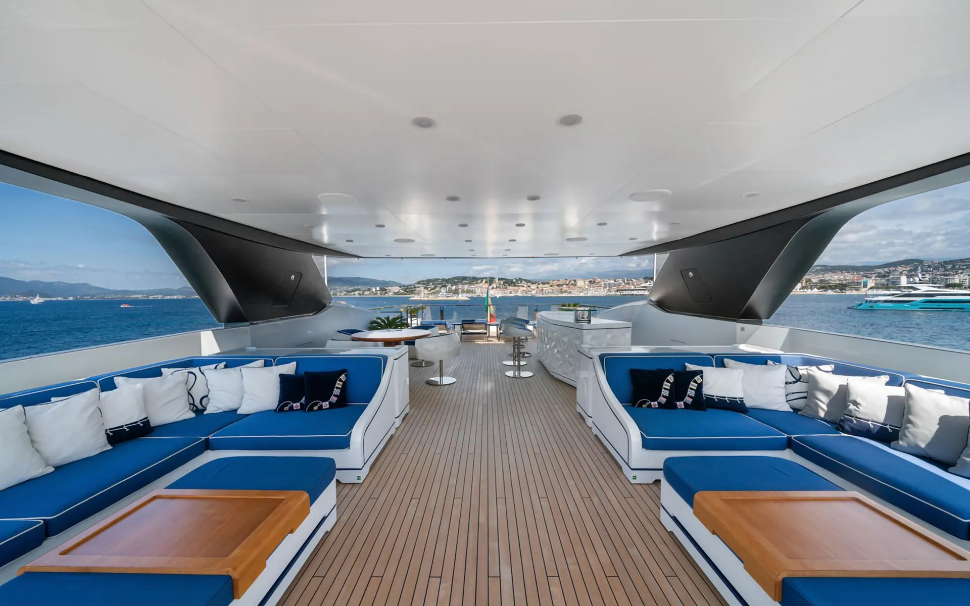 Alulim-52m-Sanlorenzo-Yacht-Charter