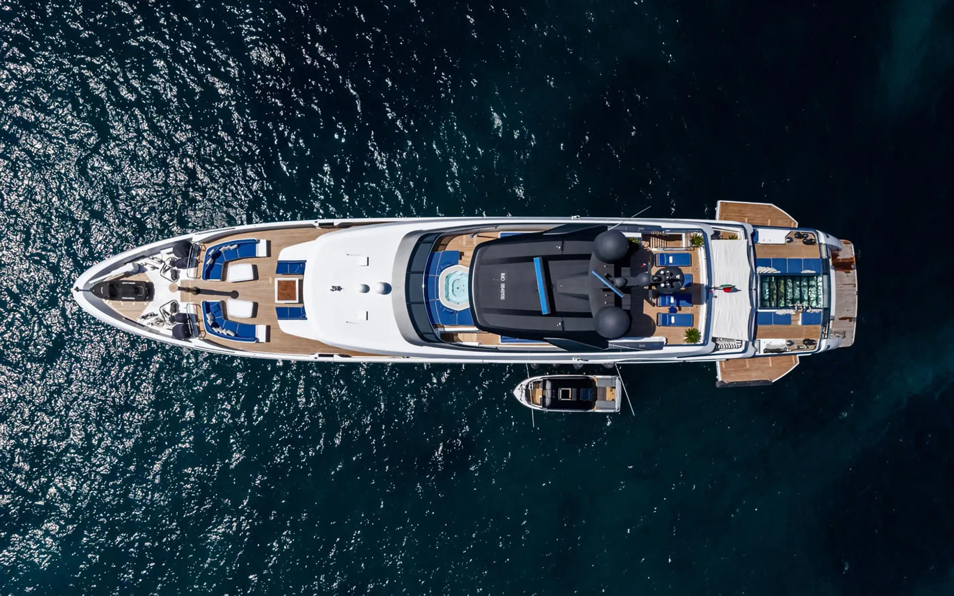 Alulim-52m-Sanlorenzo-Yacht-Charter