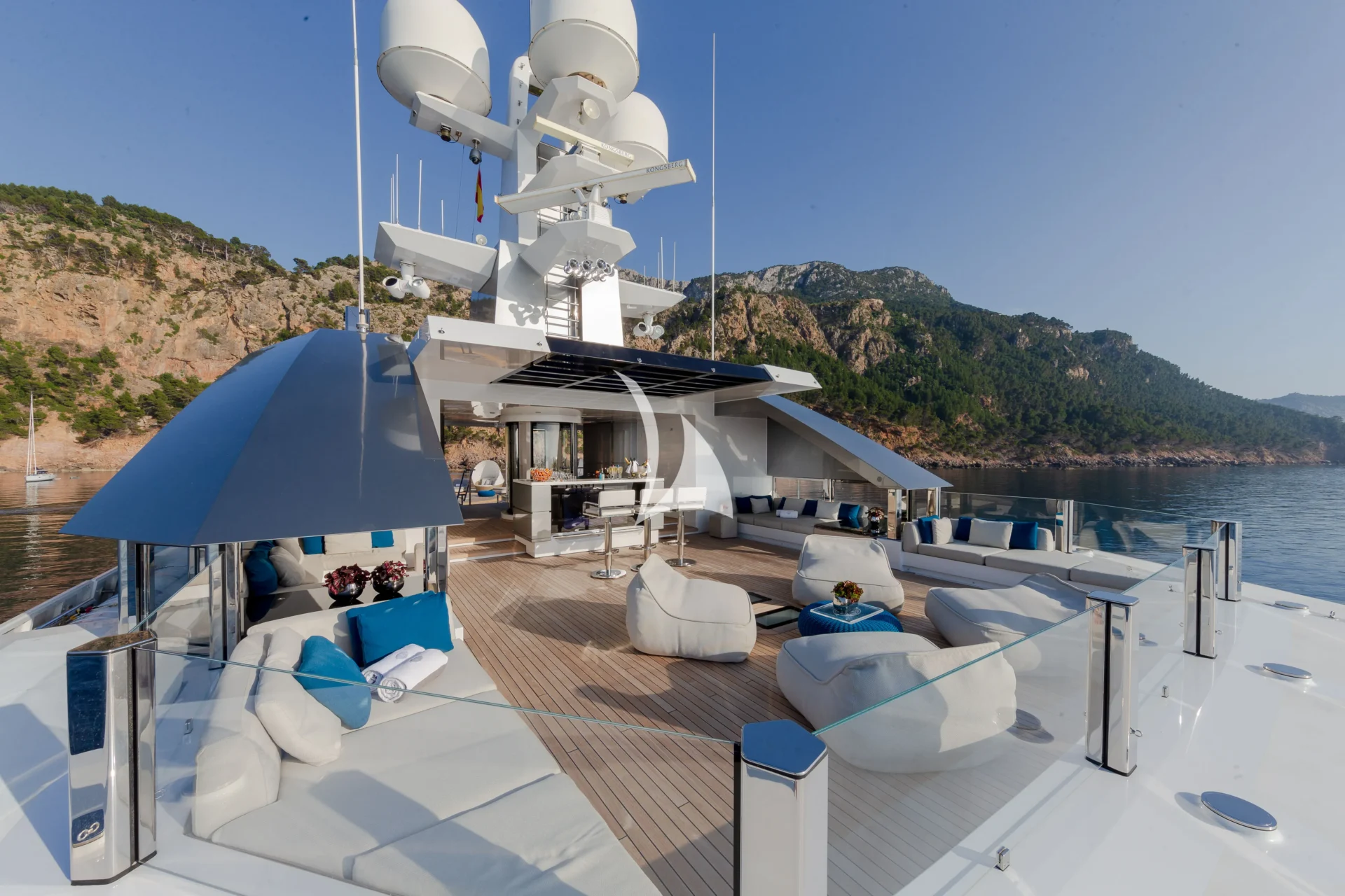 STELLA MARIS Charter Yacht