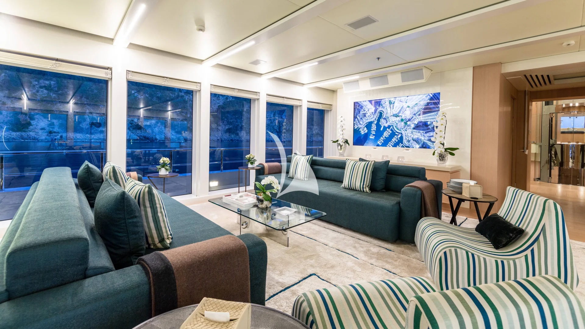 STELLA MARIS Charter Yacht