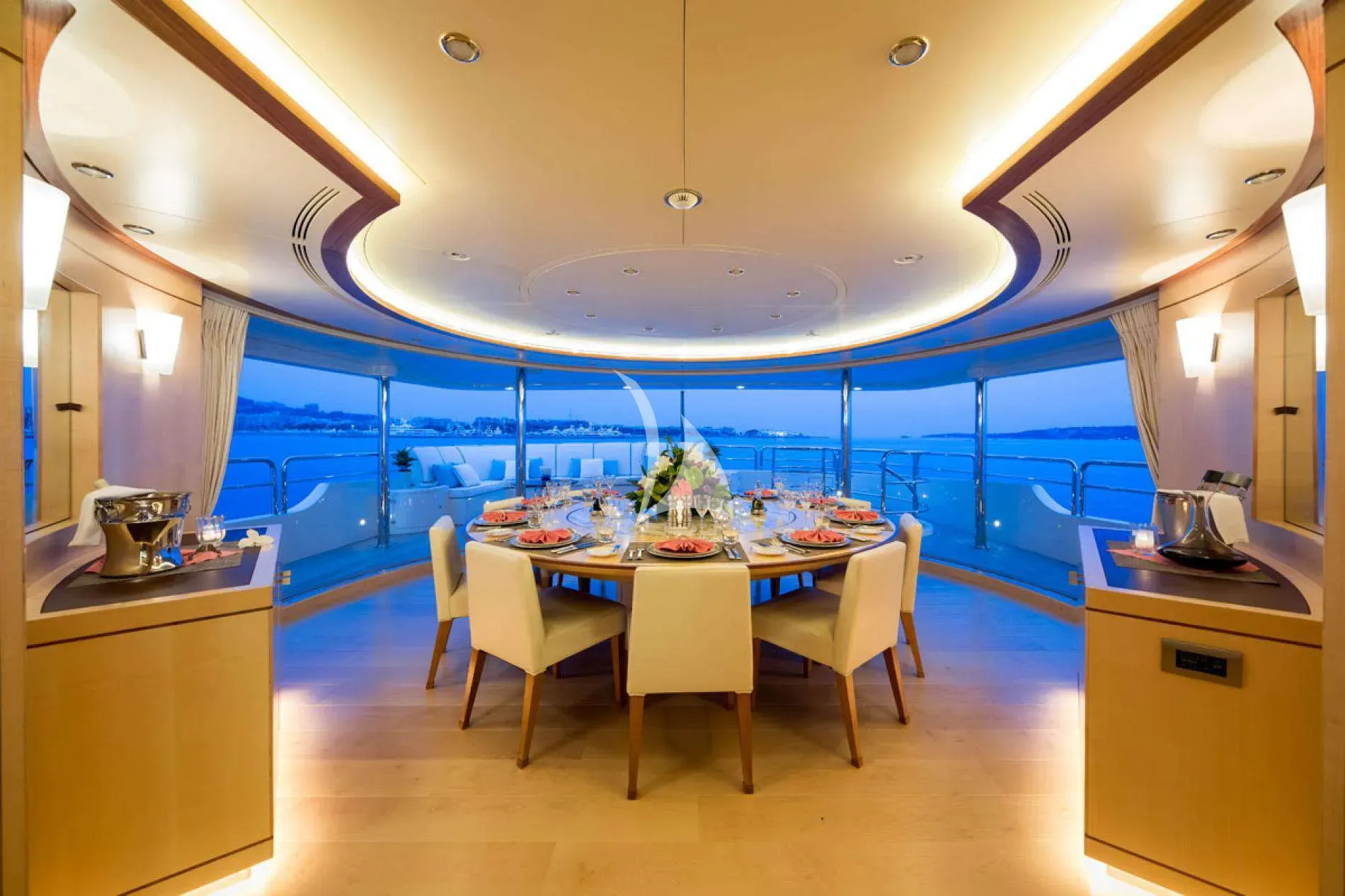 ARTHUR'S WAY Charter Yacht