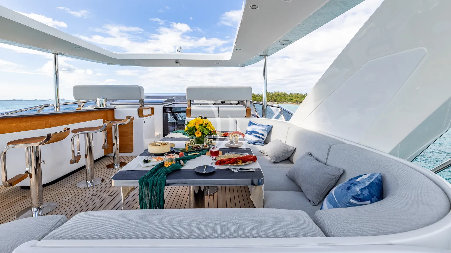 PIER PRESSURE Charter Yacht