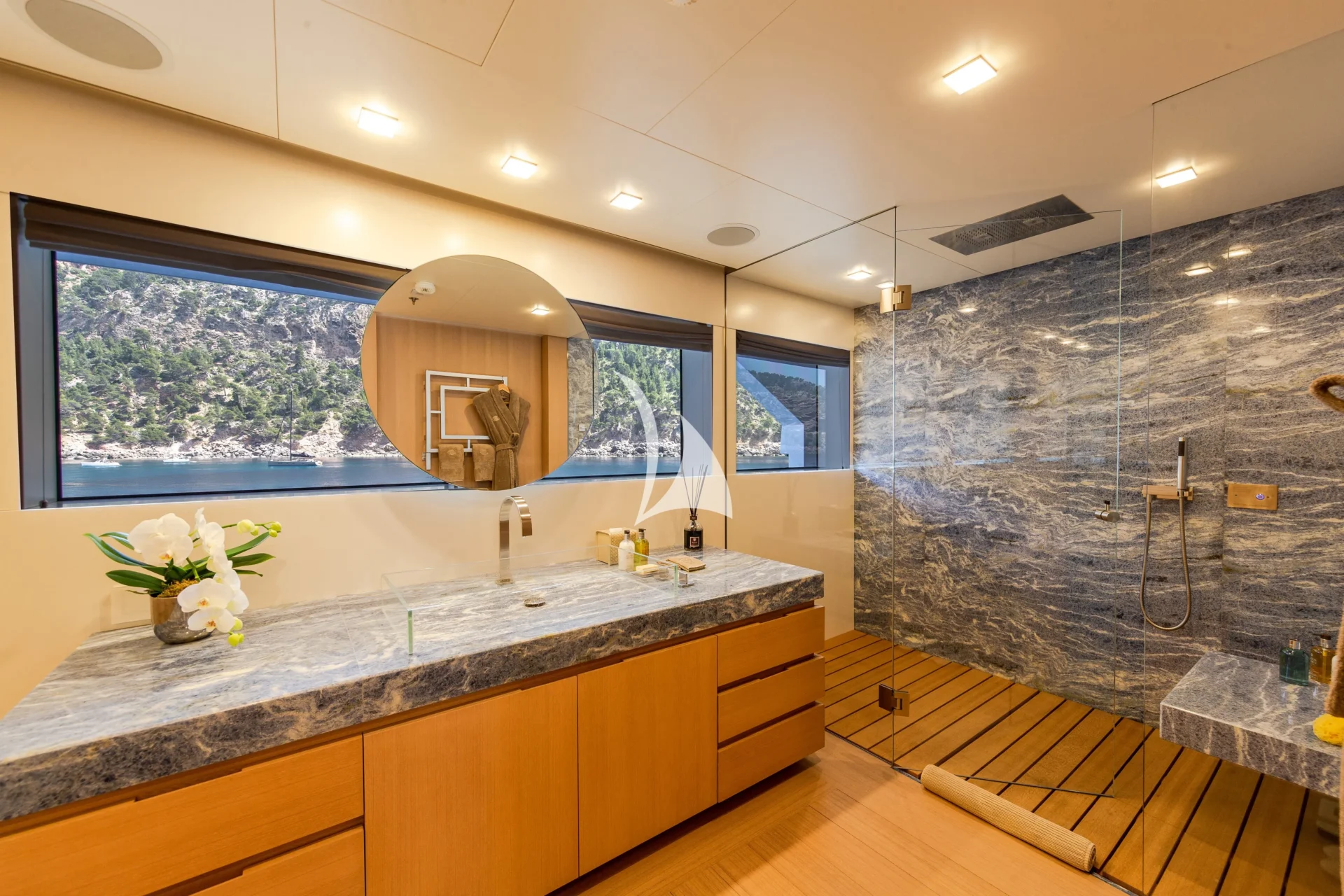STELLA MARIS Charter Yacht