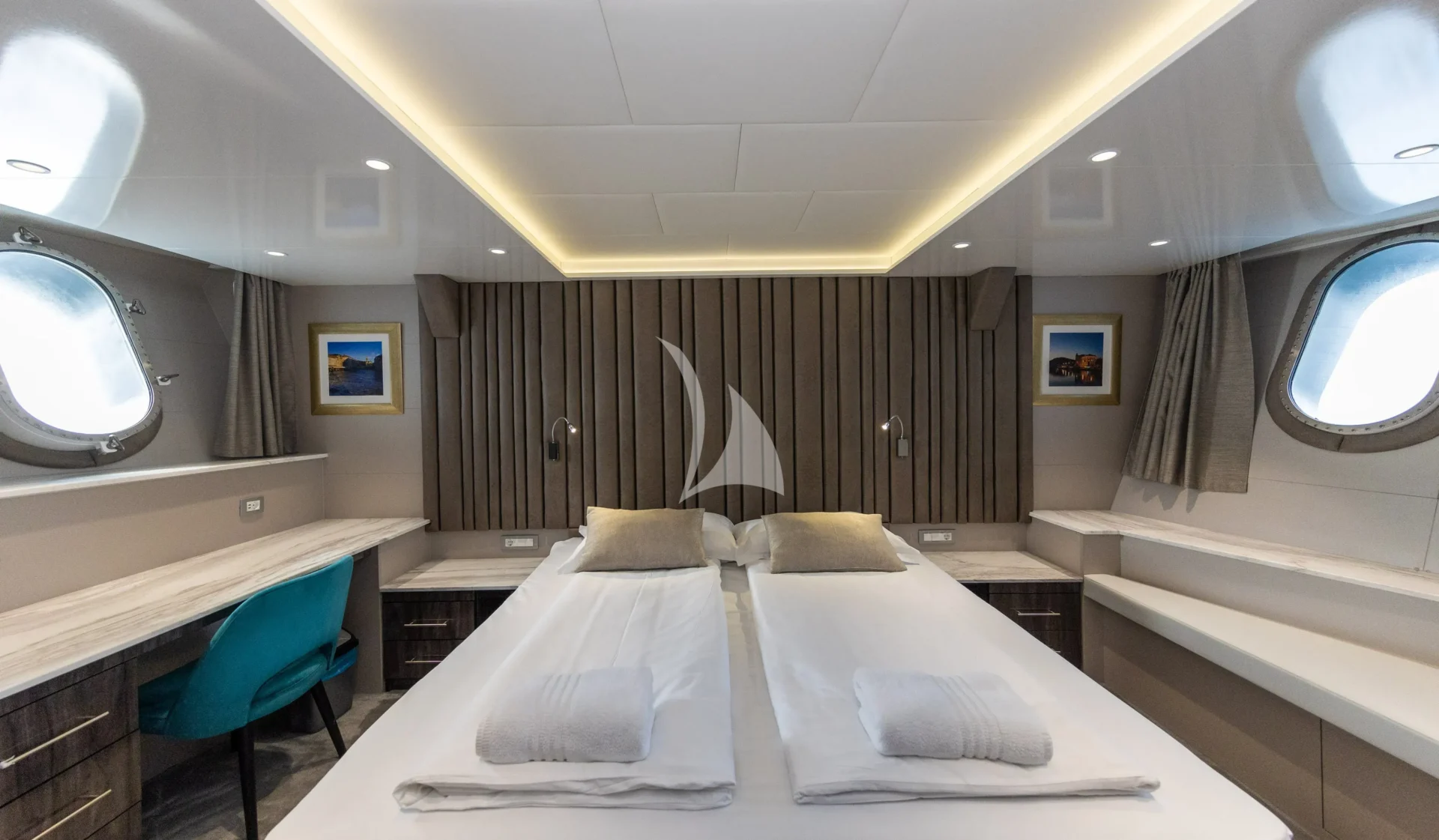 LADY ELEGANZA Charter Yacht