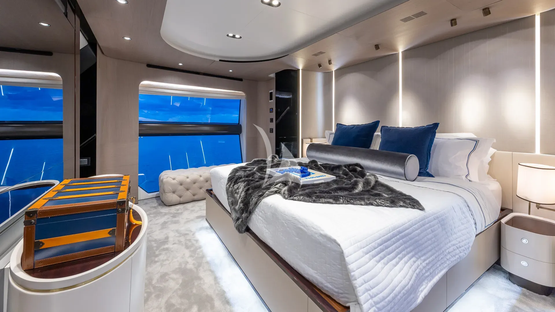 PIER PRESSURE Charter Yacht