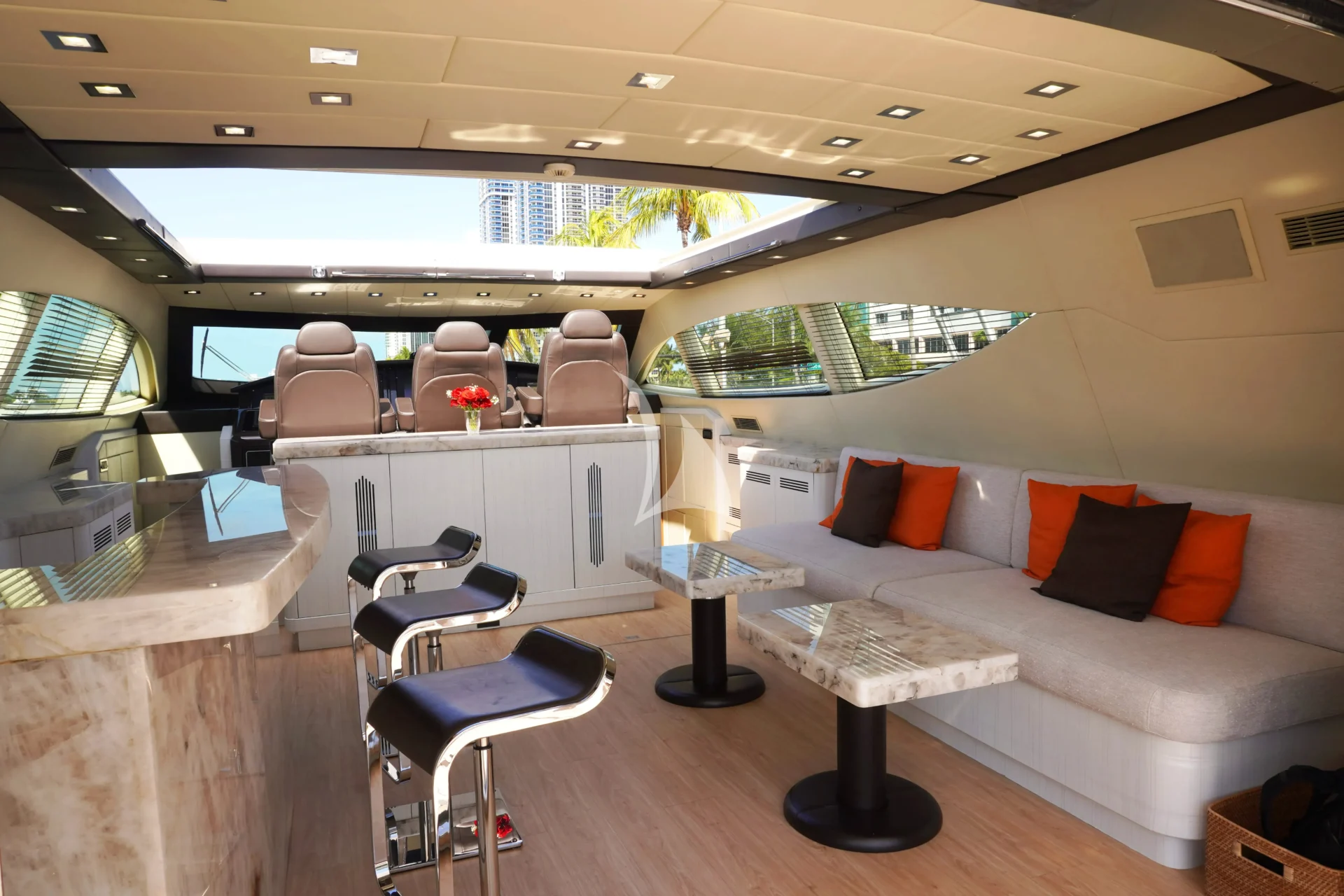 DAYA Charter Yacht