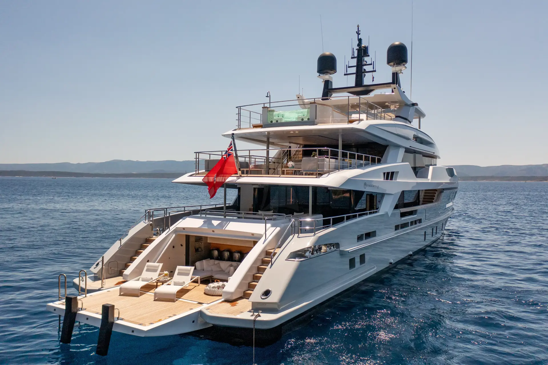 MY MAYVA Charter Yacht