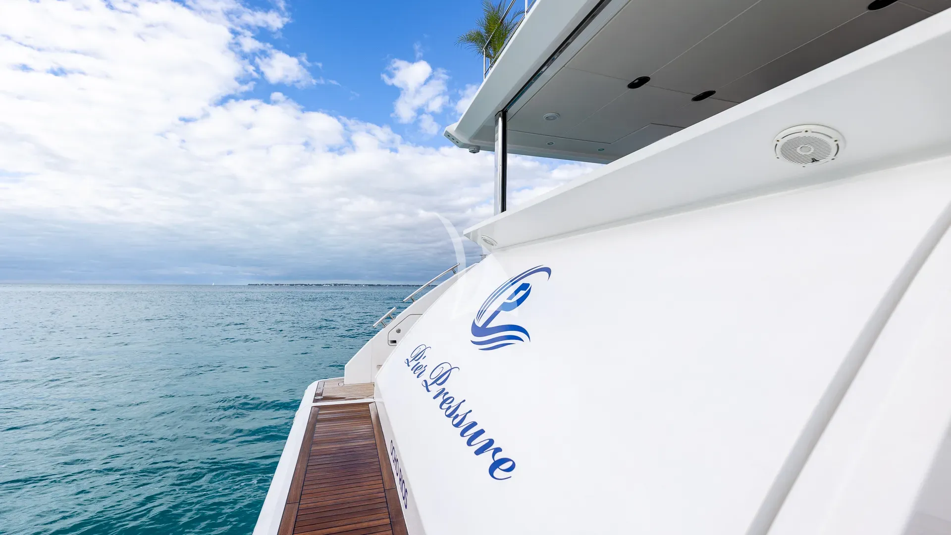 PIER PRESSURE Charter Yacht
