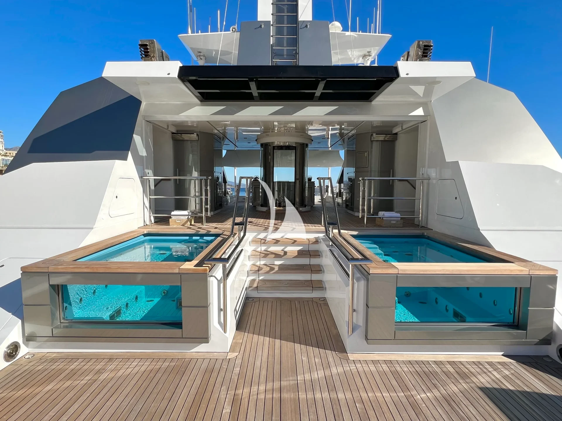 STELLA MARIS Charter Yacht