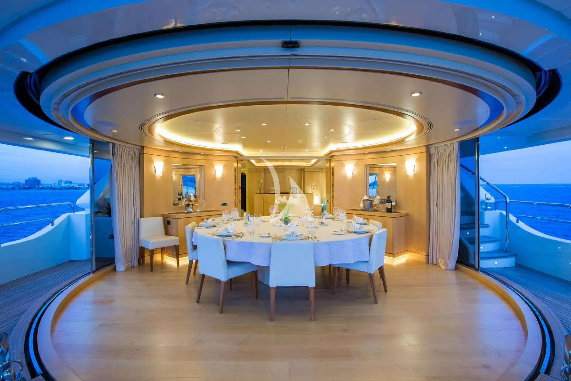 ARTHUR'S WAY Charter Yacht