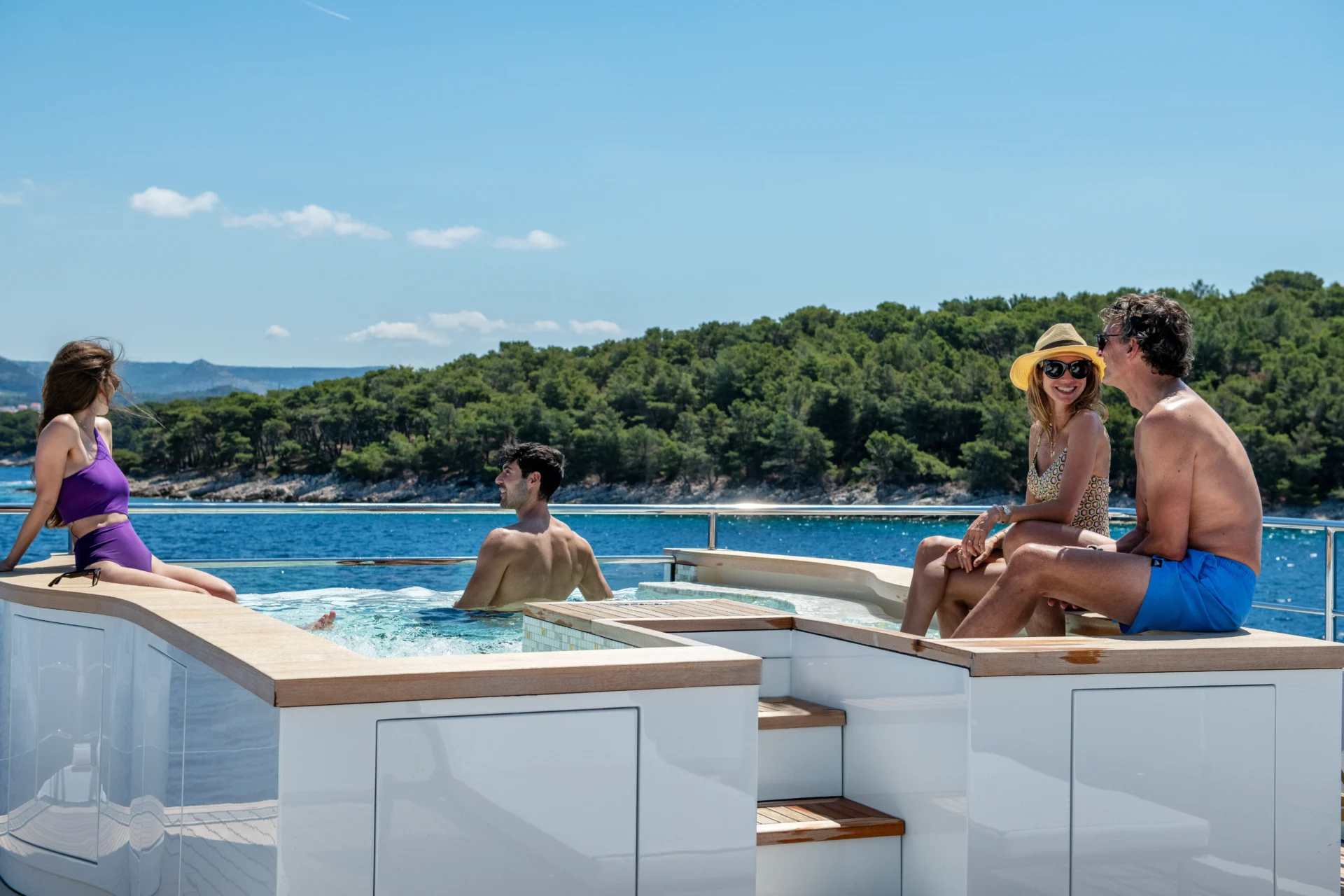 MY MAYVA Charter Yacht