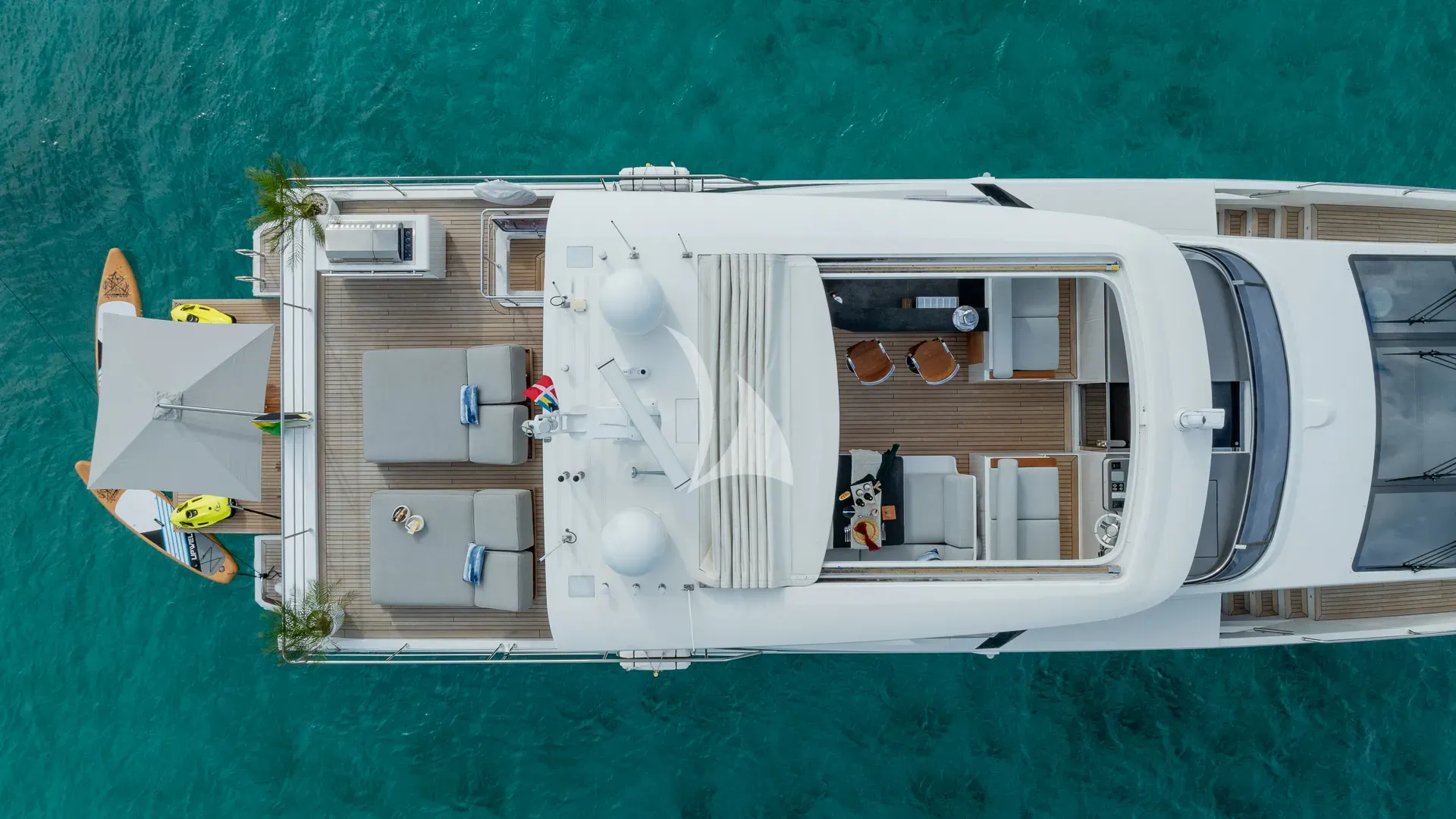 PIER PRESSURE Charter Yacht