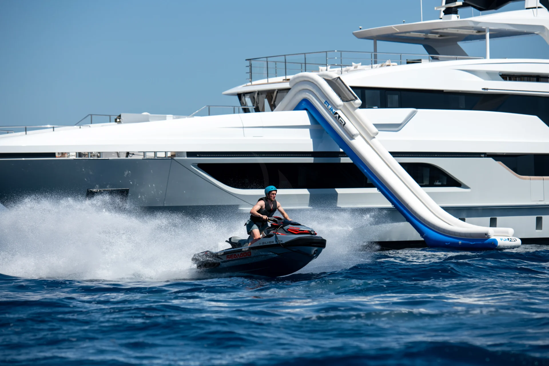 MY MAYVA Charter Yacht