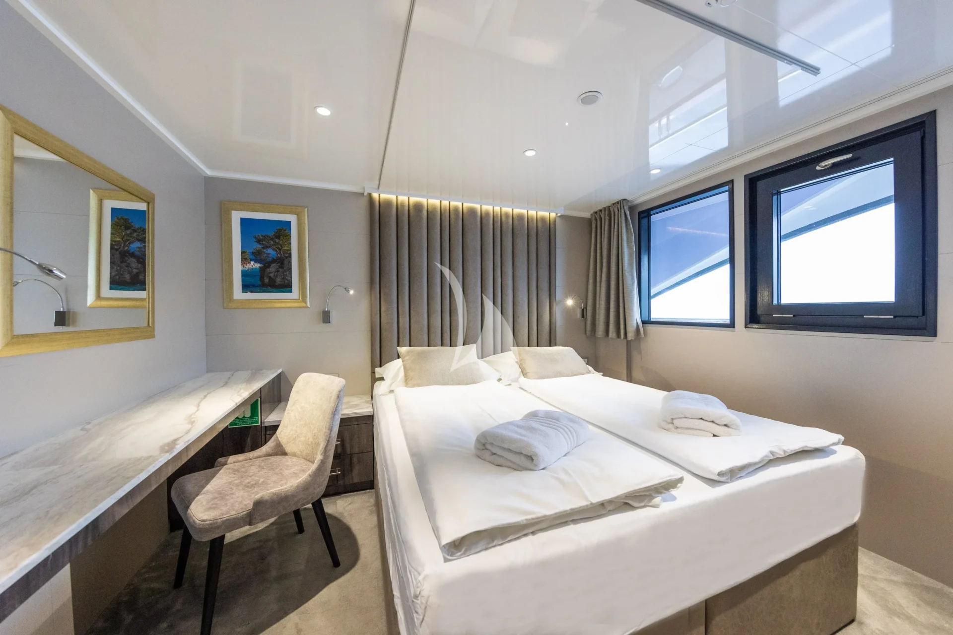 LADY ELEGANZA Charter Yacht