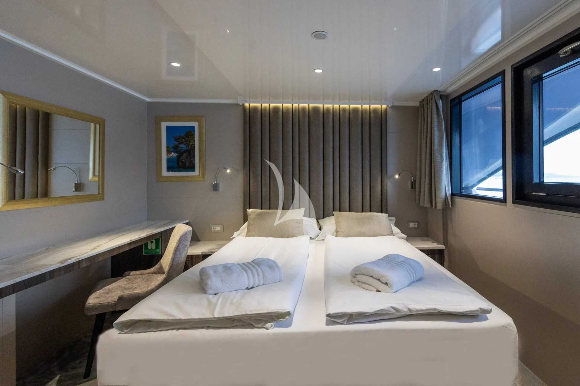LADY ELEGANZA Charter Yacht