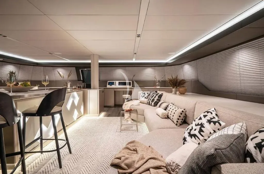 YOLO Charter Yacht