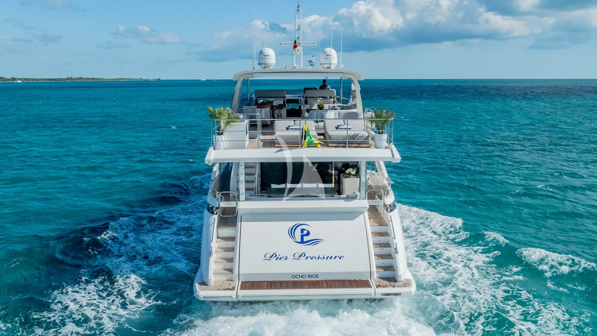 PIER PRESSURE Charter Yacht